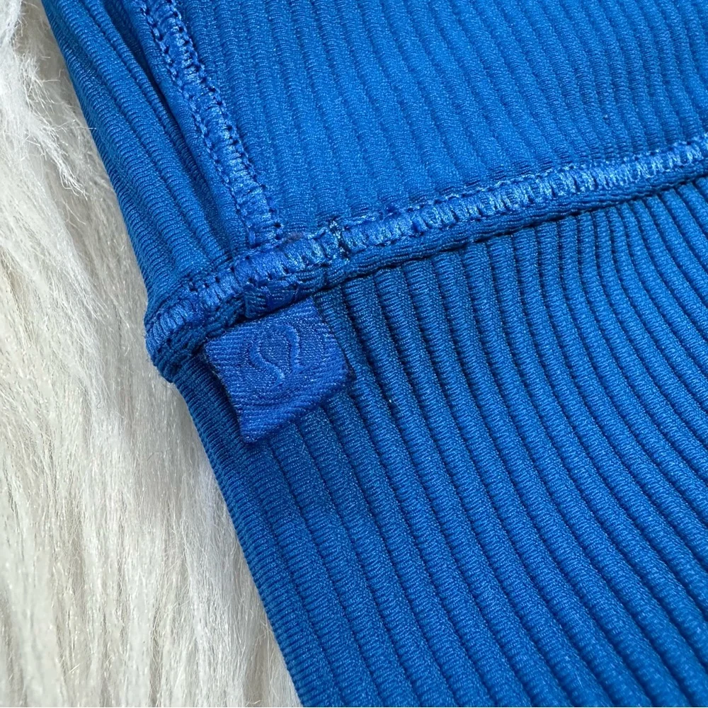 Lululemon • Women’s Power Pivot Tank Blue Ribbed